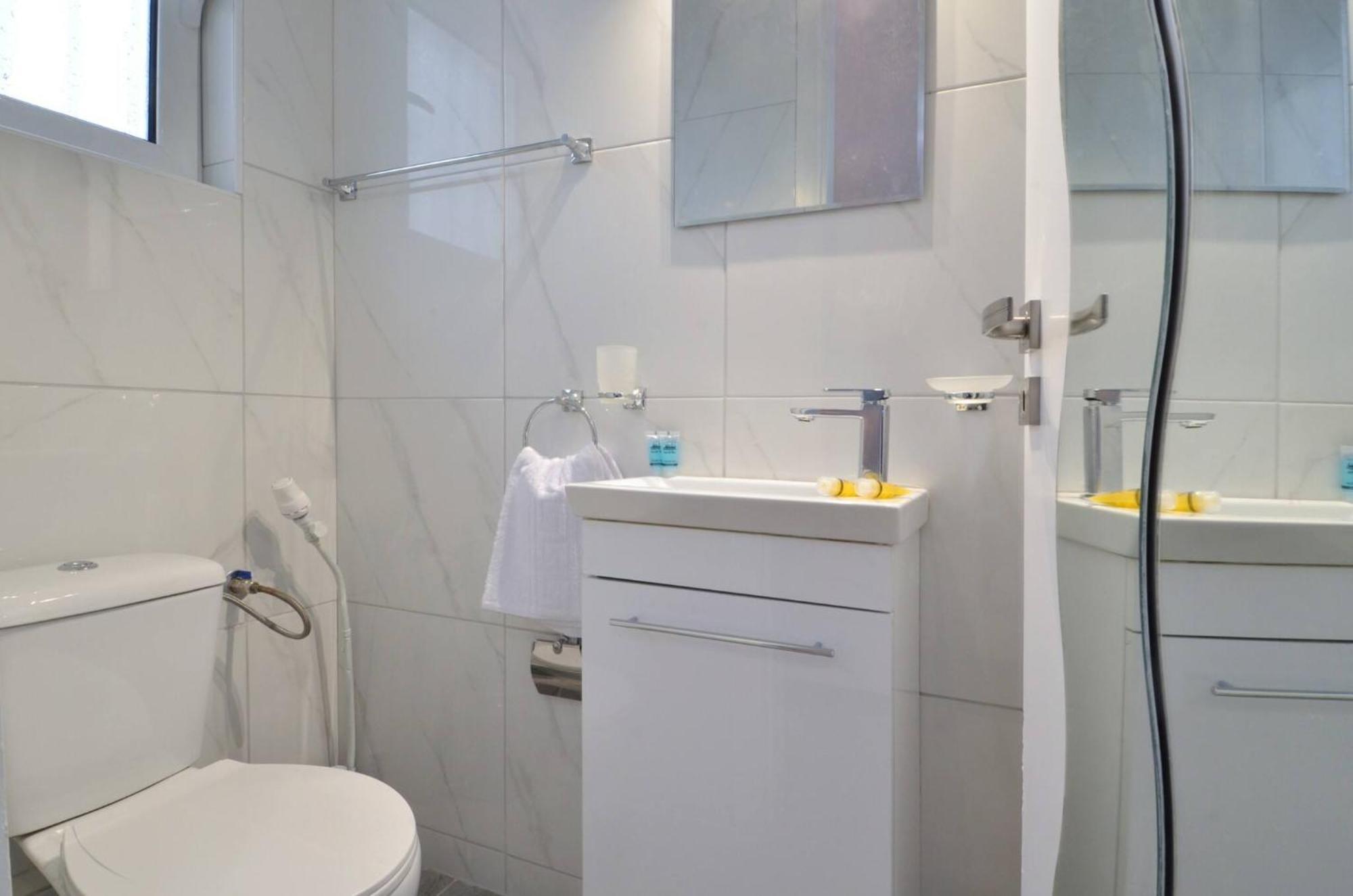 Agia Paraskevi, A Cozy And Minimal Retire Атина Екстериор снимка