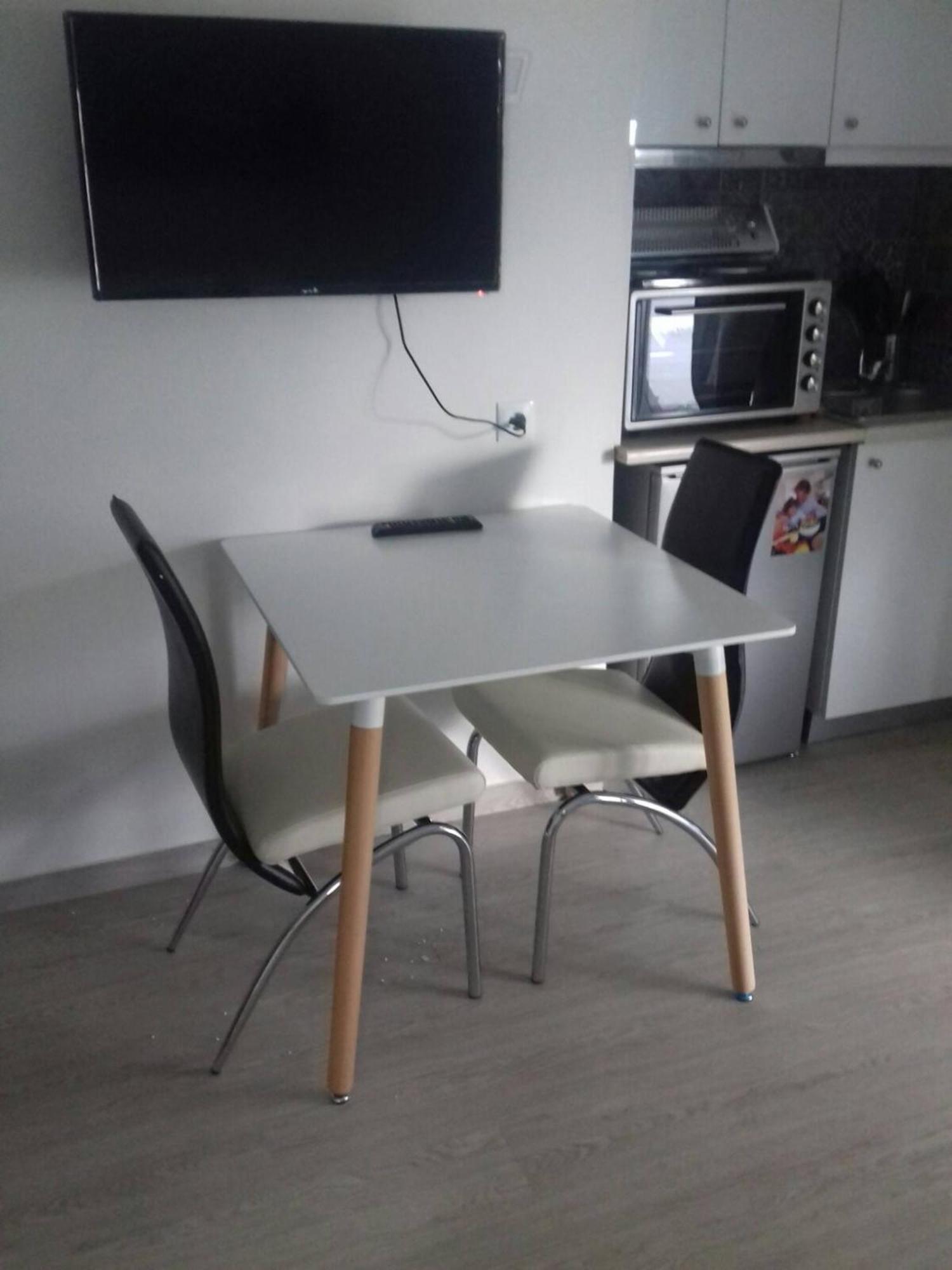 Agia Paraskevi, A Cozy And Minimal Retire Атина Екстериор снимка